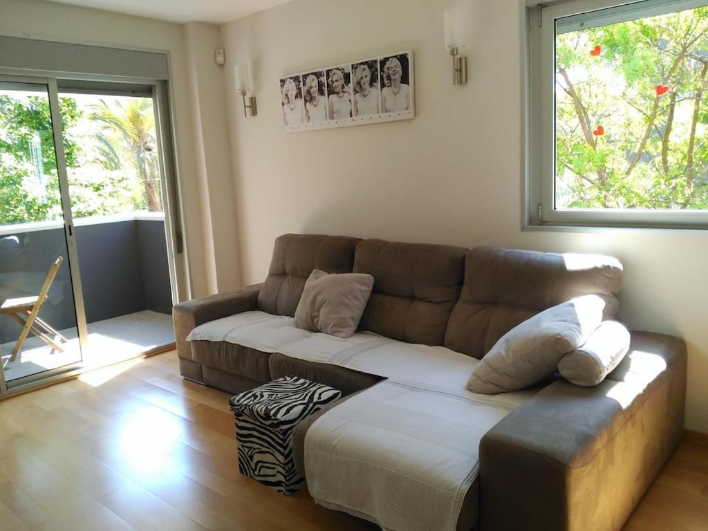 Luxury Flat, 3 Bedrooms, 2 Bathrooms And Swimming Pool Next To The Beach!! Sant Adrià de Besòs Eksteriør billede